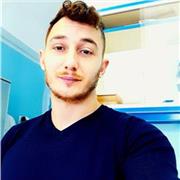 Insegnante di biologia/chimica/scienze per i ragazzi di medie/liceo